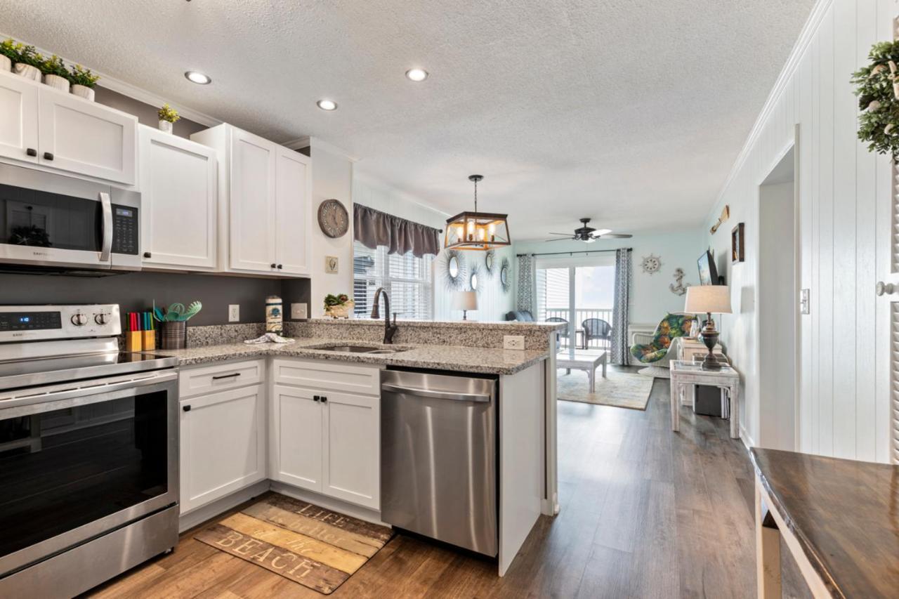 Bright And Sunny Condo With Stunning Oceanfront Myrtle Beach Exteriör bild