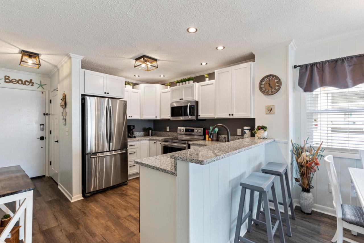 Bright And Sunny Condo With Stunning Oceanfront Myrtle Beach Exteriör bild