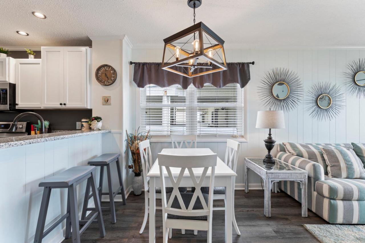 Bright And Sunny Condo With Stunning Oceanfront Myrtle Beach Exteriör bild